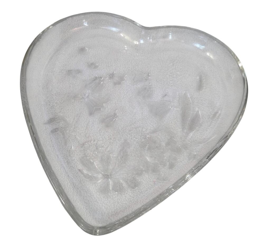 Vtg Large Sweetheart Bouquet Clear Heart Shaped Trinket Candy Dish Tulip Serving
